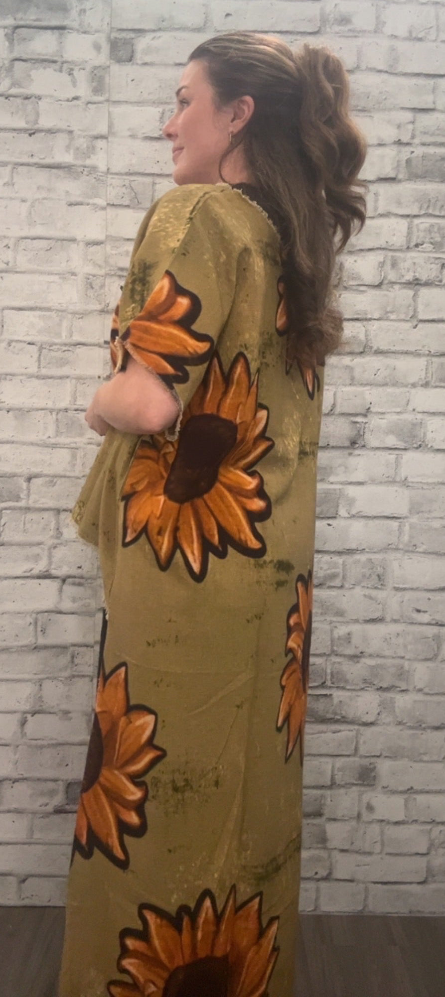 Hi-Lo Olive Sunflower Cotton Shirt - 21005