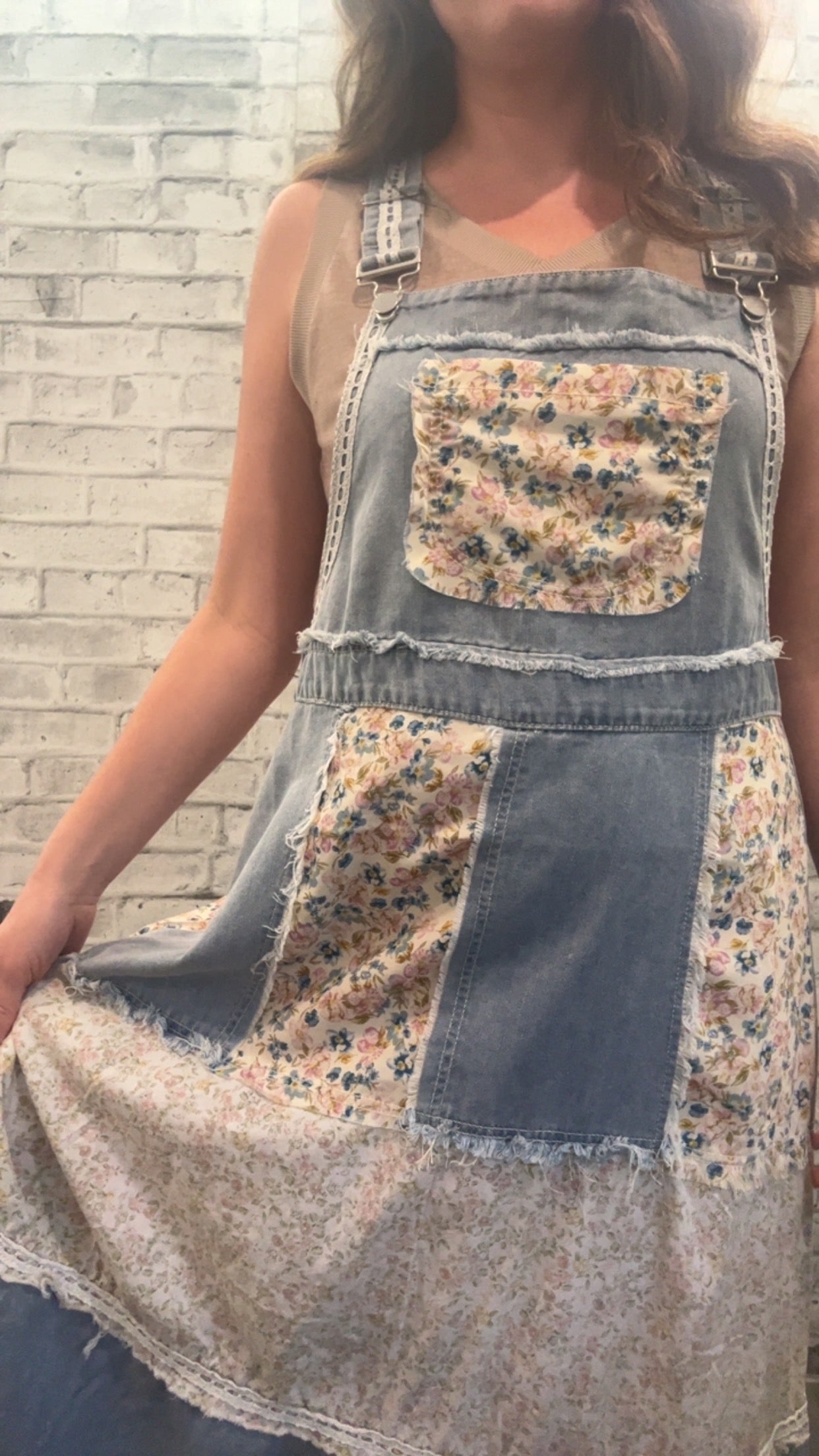 Vintage Washed Front Pocket Floral Dress - 10041