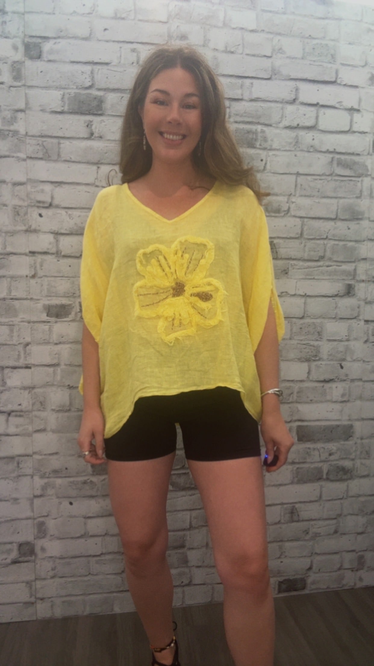 Linen Blouse with flower - 21009