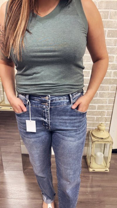 High Rise Slim Stretchy Straight Jeans - 50044