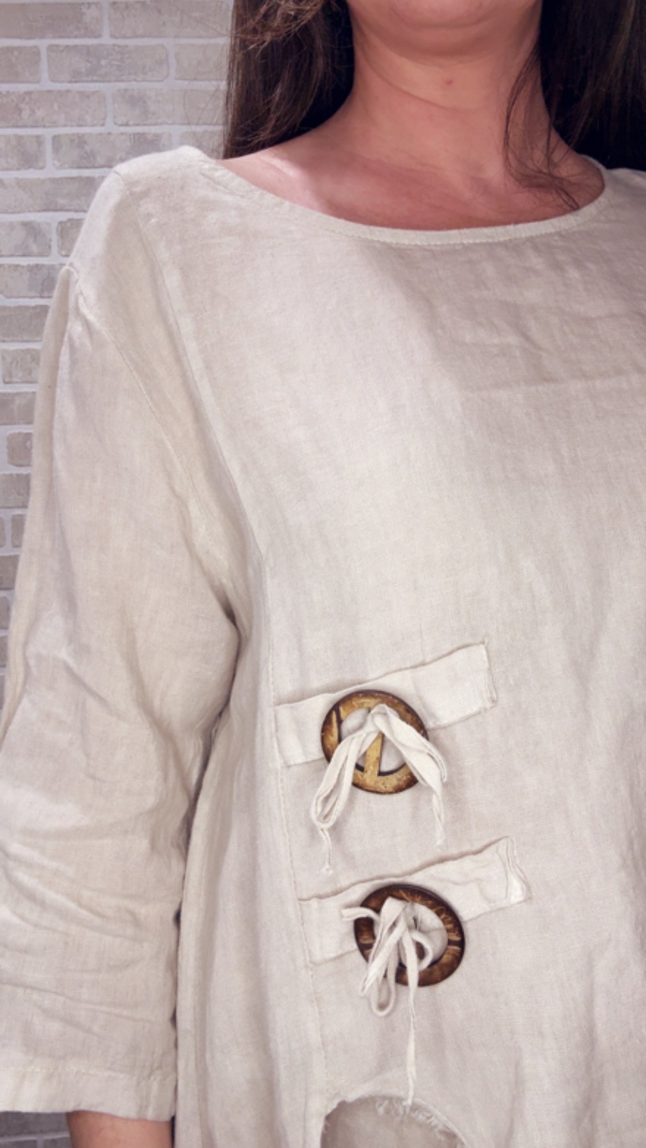 Linen Set with wood accent - 50080