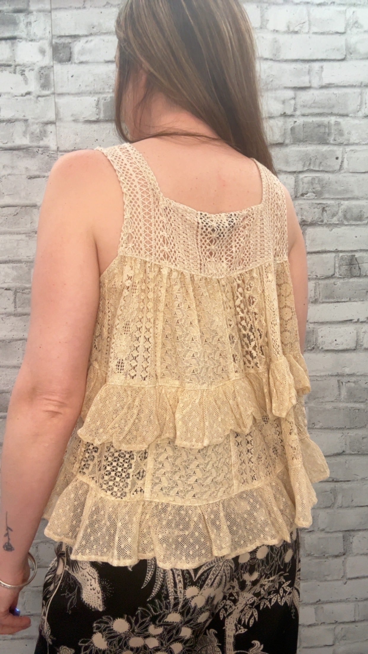 Floral Tiered Lace Tank Top - 70011