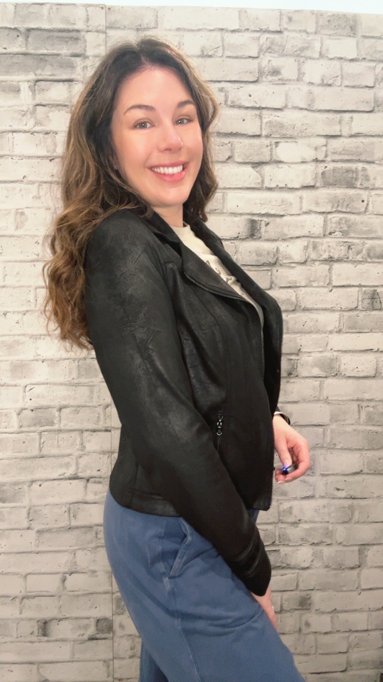 Vintage faux leather black jacket - 41000