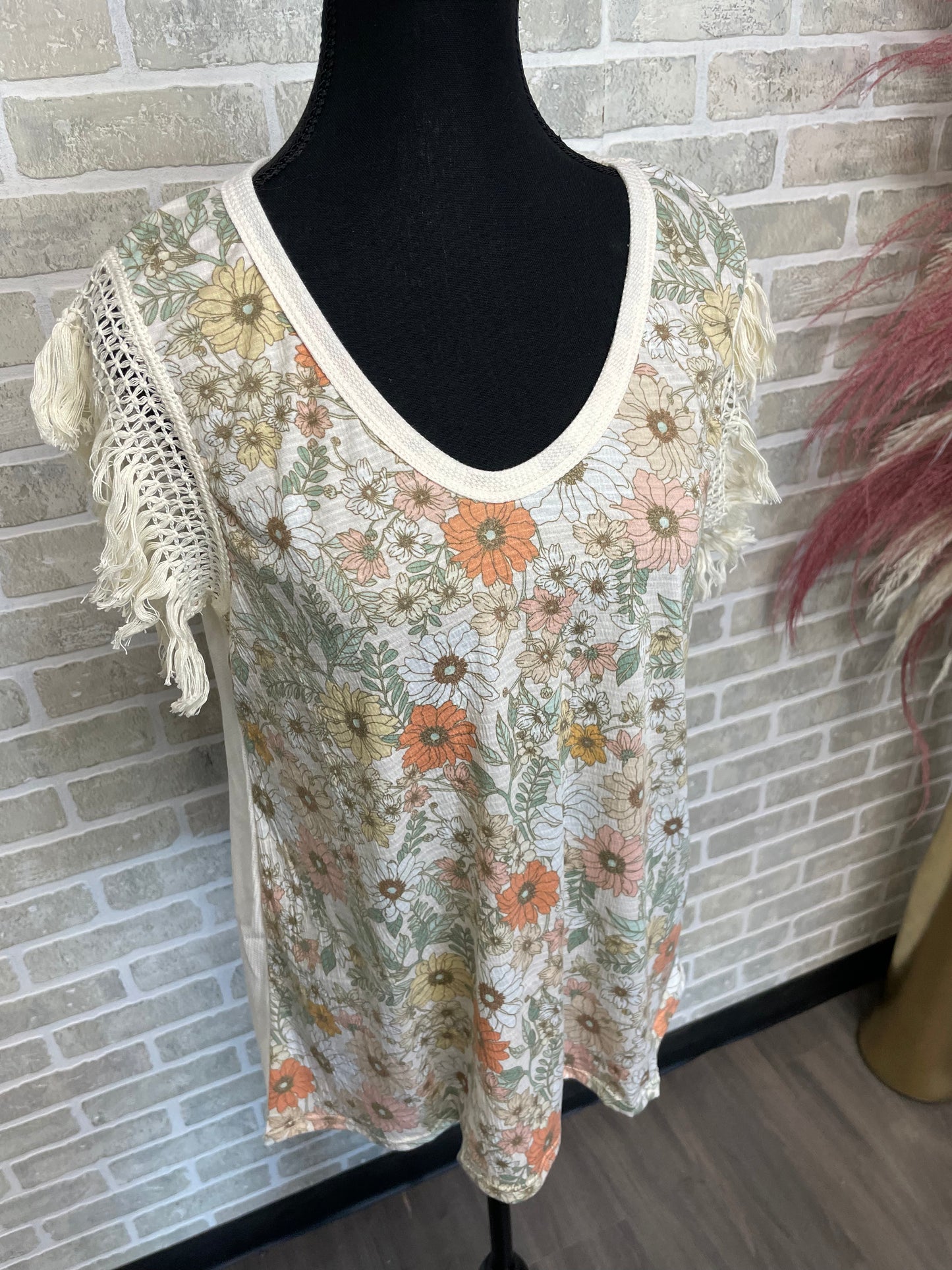 Floral Crinkle Lace Top
