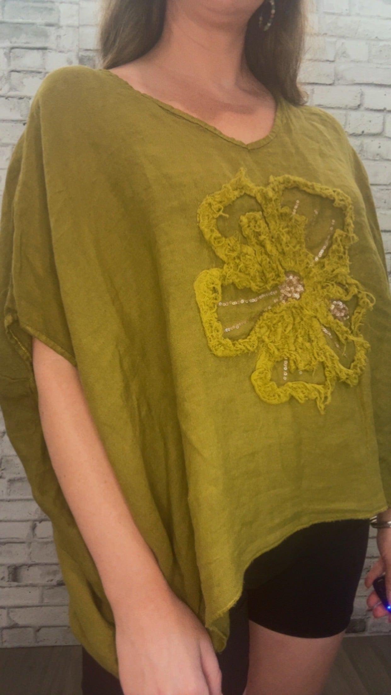Linen Blouse with flower - 21009