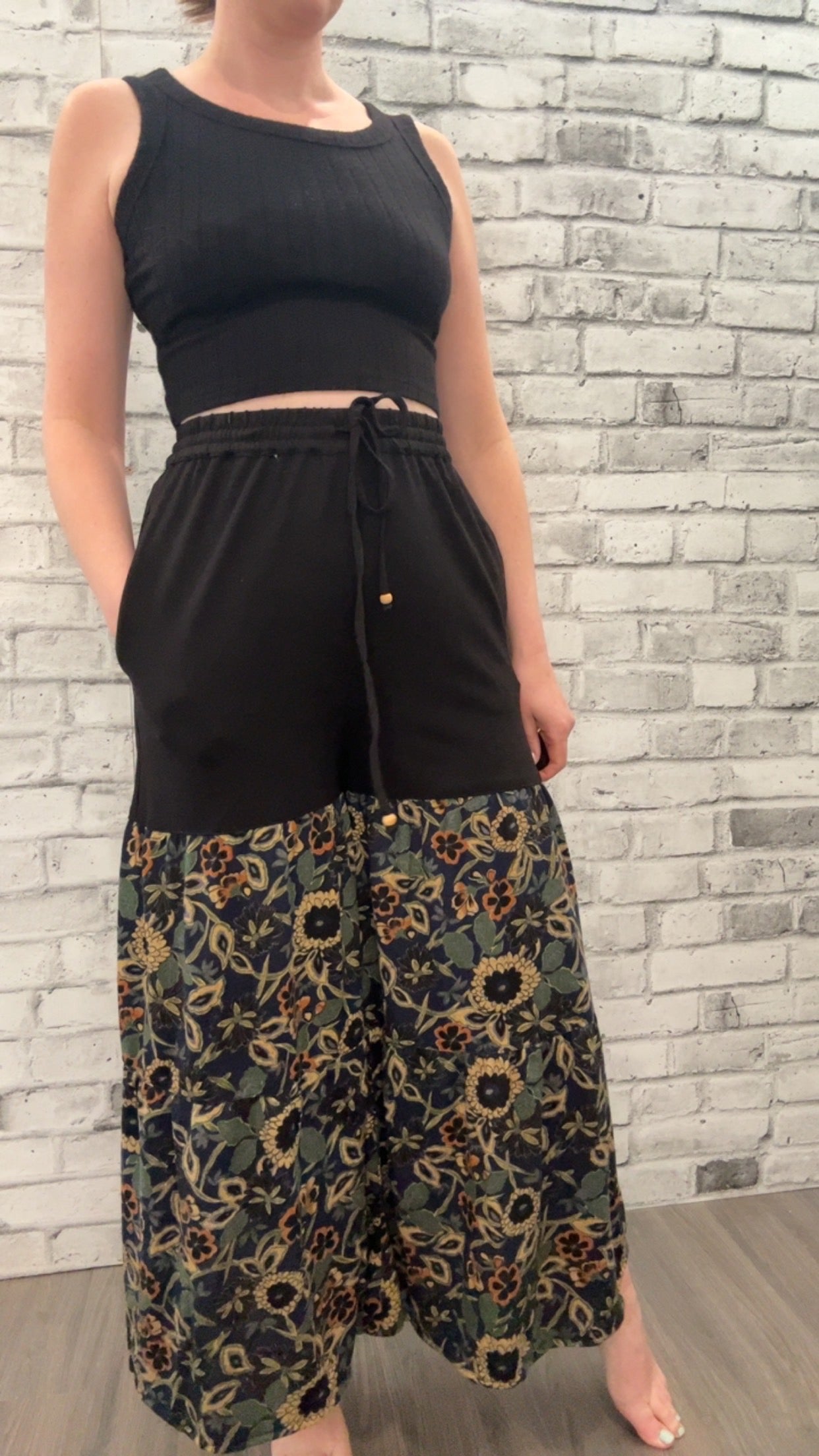Black Woven Print Pant - 50108