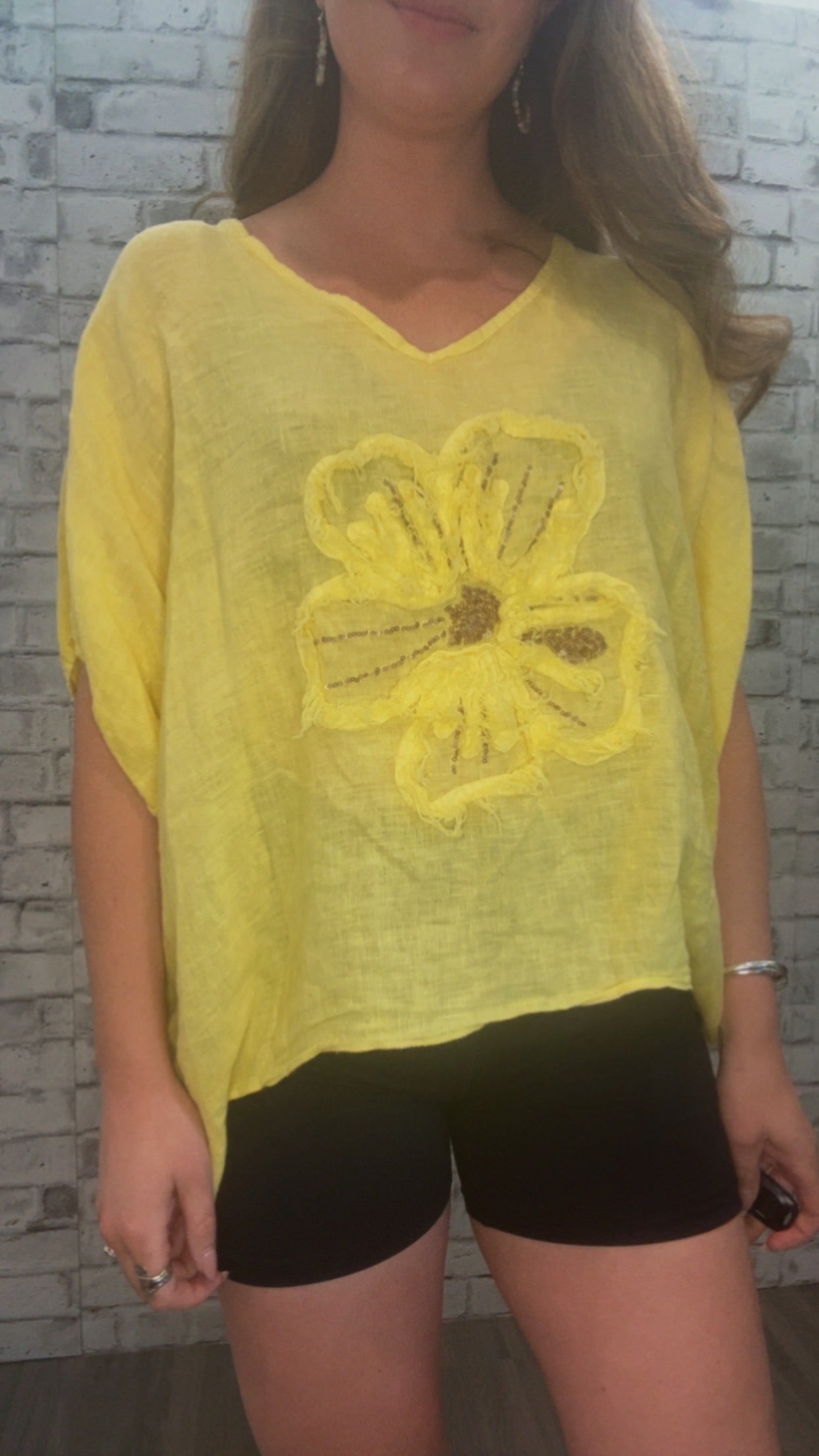 Linen Blouse with flower - 21009