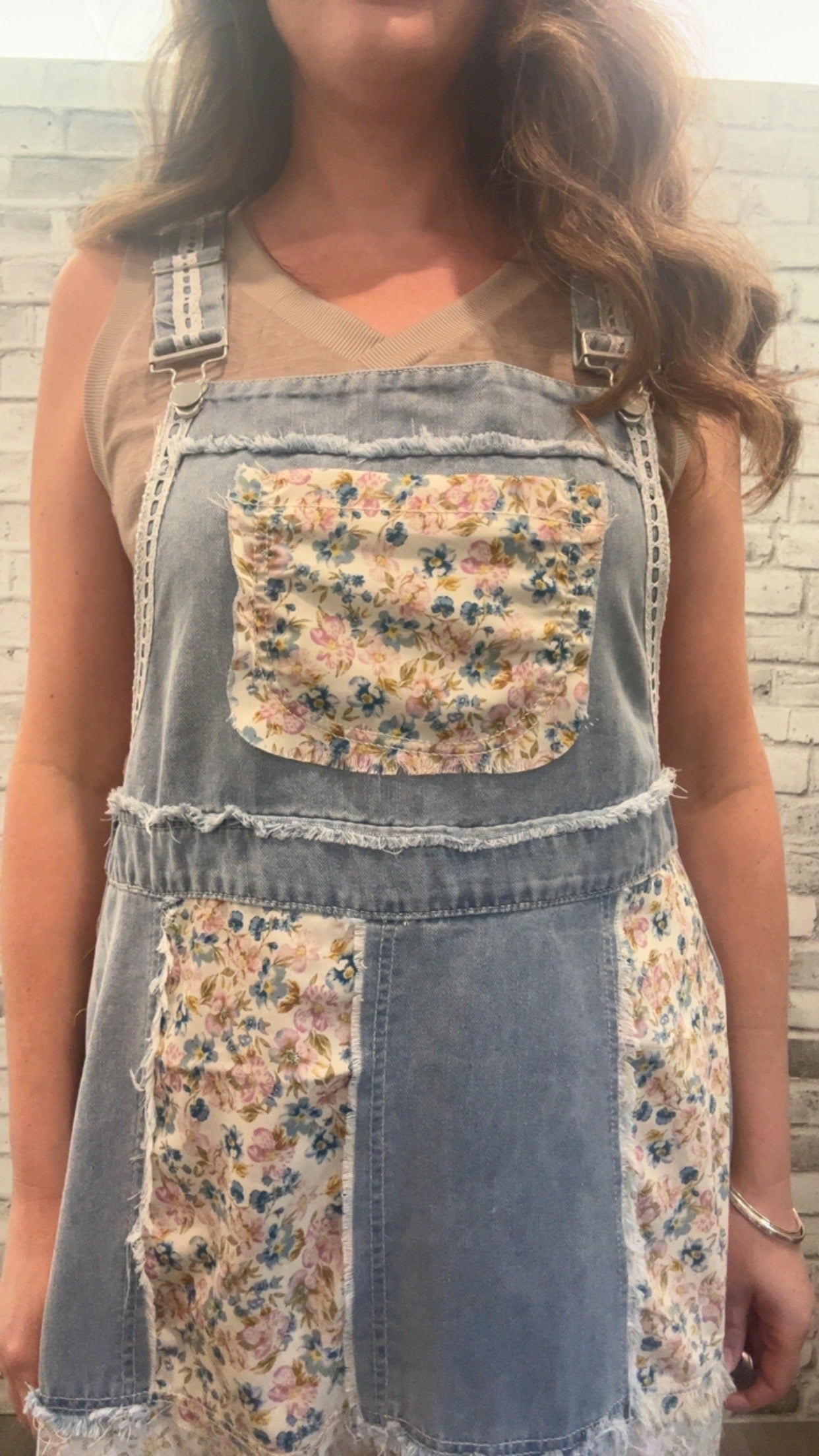 Vintage Washed Front Pocket Floral Dress - 10041
