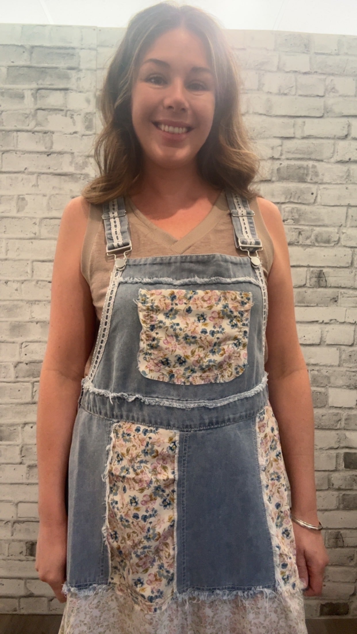 Vintage Washed Front Pocket Floral Dress - 10041
