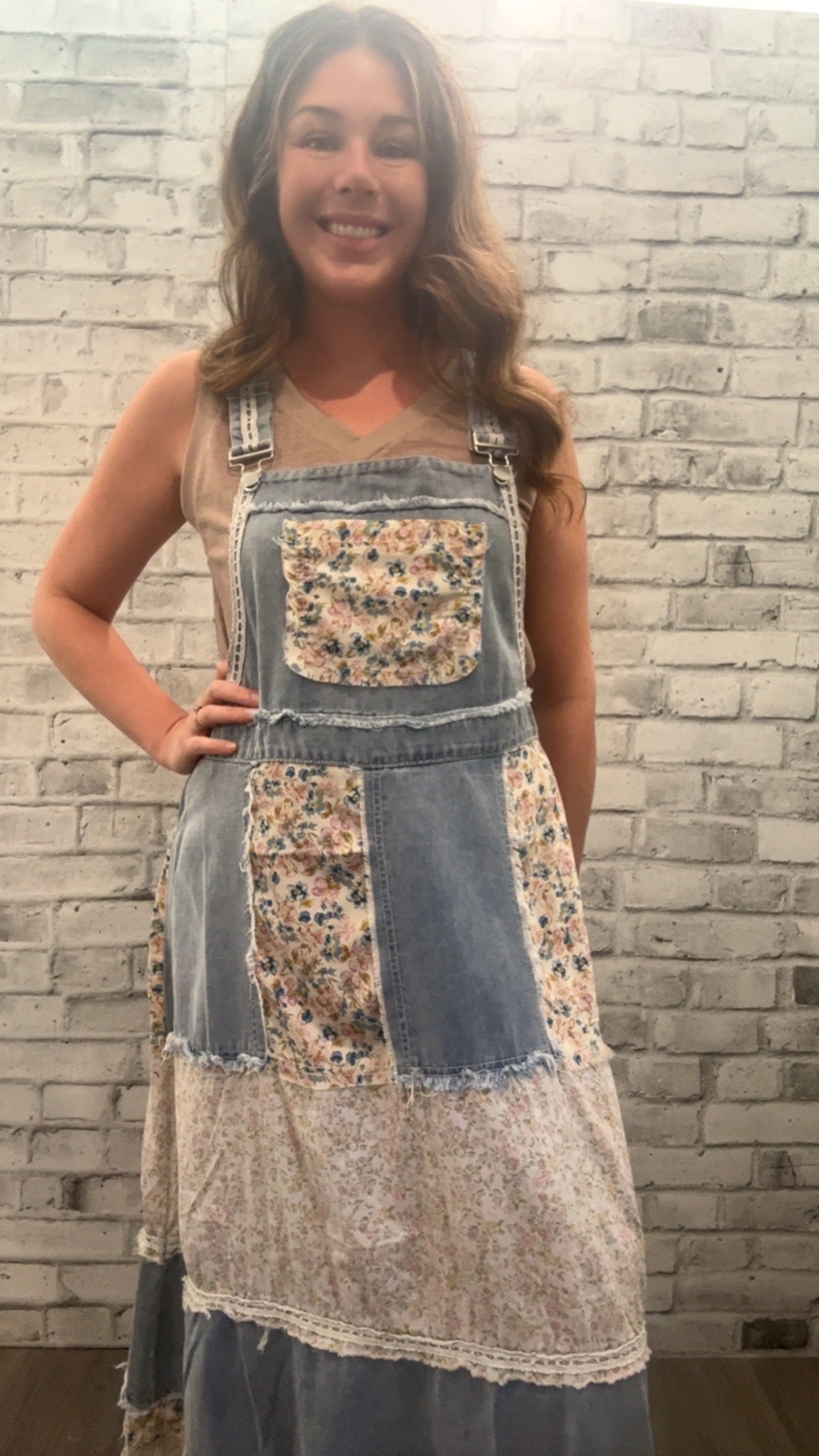 Vintage Washed Front Pocket Floral Dress - 10041