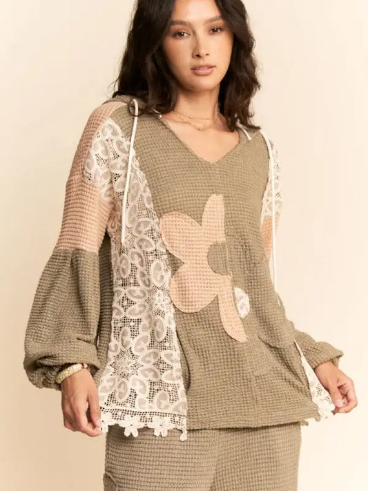Oversized Knit Flower Patch Hoodie - 50301