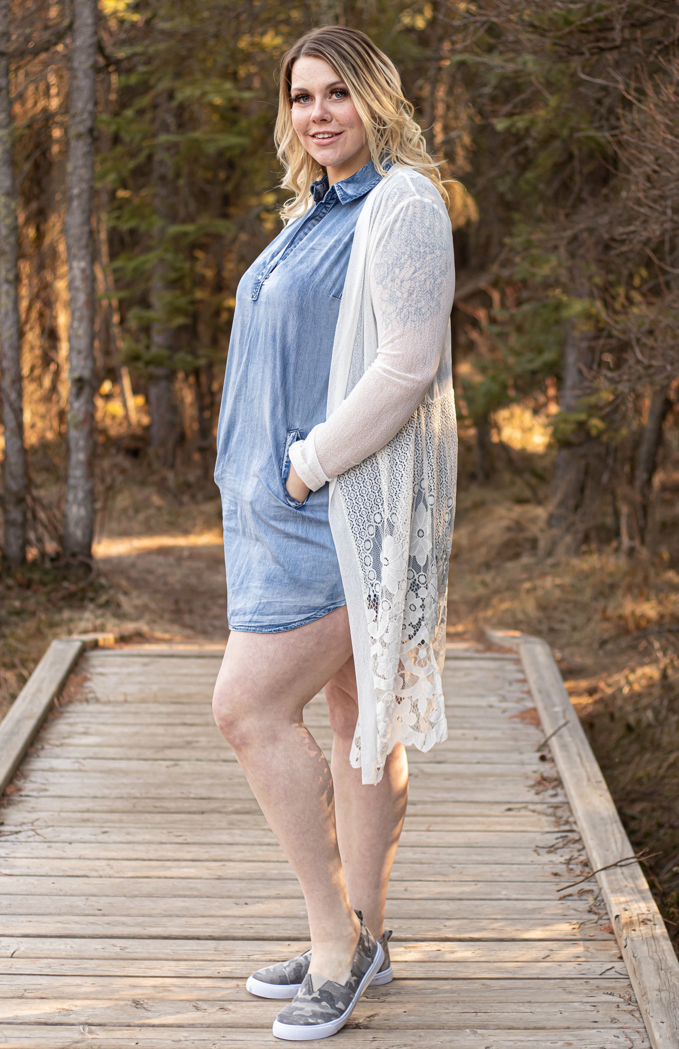Mesh Stretch Cardigan with Lace